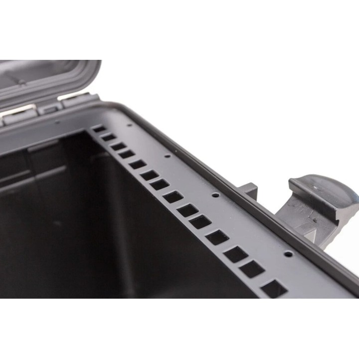 Black, 19" rack mounting frame for MAX505H280
