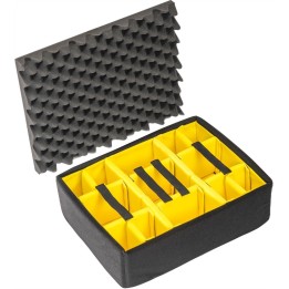 1555 AIR Case, PNP Latches, With Divider, Black