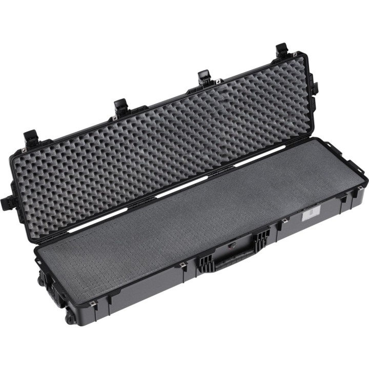 1755 AIR Case, PNP latches, w/Foam, Black